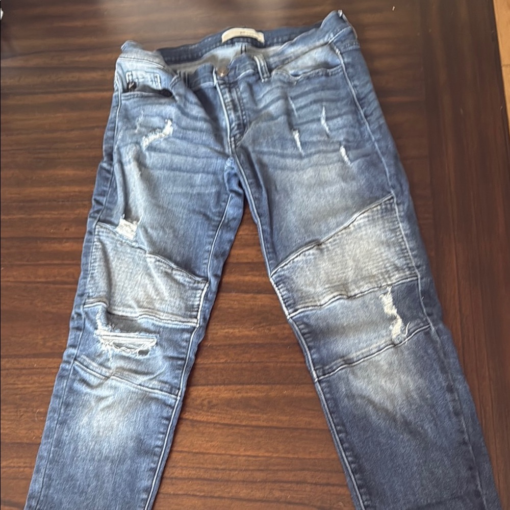 Kancan 9 28 Distressed Blue Jeans women’s